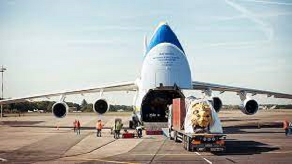 Air Freight Solutions for Overweight Cargo